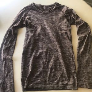 Long sleeve lululemon top